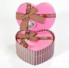 심혼에 의하여 형성되는 장식적인 사치품에 의하여 재생되는 선물 종이상자, 초콜렛을 위한 분홍색 종이상자