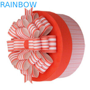 서류상 실린더 - 생일 케이크를 위한 모양 선물 상자 포장 분홍색