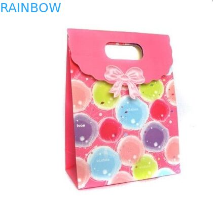 선물/사탕의 손잡이를 가진 주문을 받아서 만들어진 종이 봉지를 위한 다채로운 인쇄된 종이 봉지