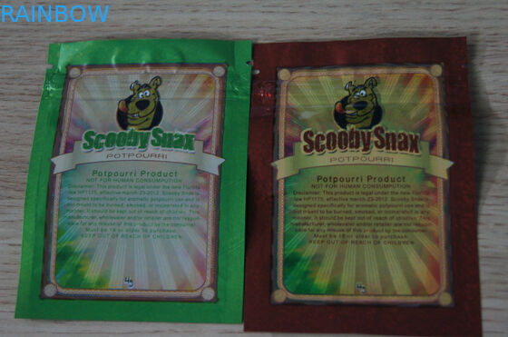 박판으로 만들어진 물자는 둥근 걸림새 구멍을 가진 주머니 윤전 그라비어 인쇄를 위로 서 있습니다