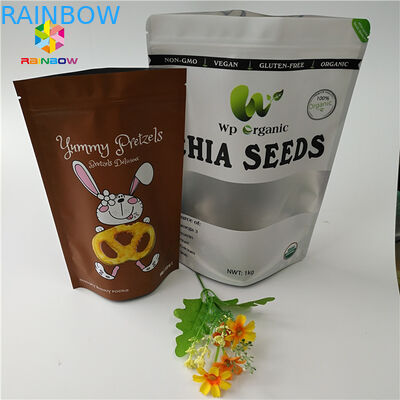 음식 급료 단백질 분말 건조한 견과는 지퍼 주머니 투명한 포장 부대를 위로 서 있습니다