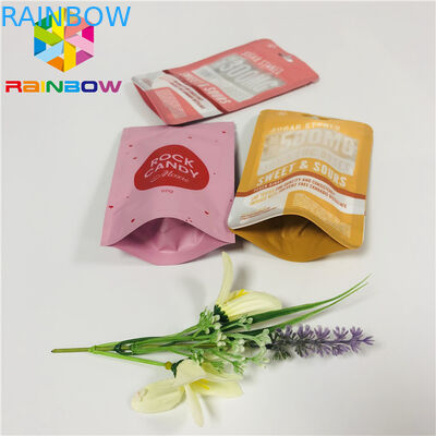 FDA Mylar는 지퍼 주머니, 걸림새 구멍을 가진 Ziplock에 의하여 밀봉된 비닐 봉투 위로 서 있습니다