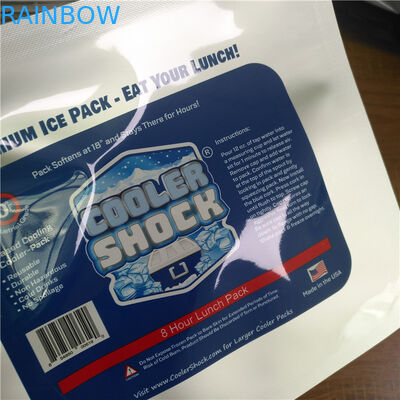 재사용할 수 있는 음료는 지퍼 주머니 주둥이를 가진 생물 분해성 음식 포장 향미료 부대를 위로 서 있습니다