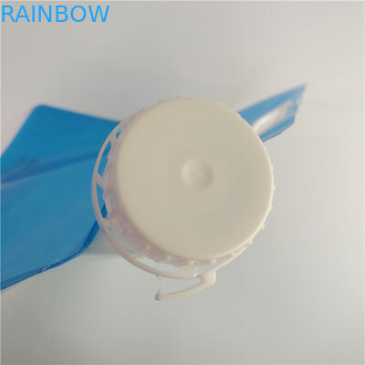 옥외 액체 저장 부대는, 식용수 손잡이를 가진 주둥이 주머니를 위로 서 있습니다