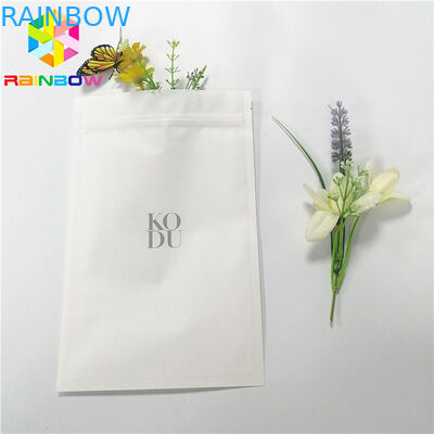 인쇄된 기름이 안 배는 관례는 주머니 견과 재상할 수 있는 건조한 과일 포장을 위로 서 있습니다