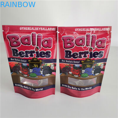 CBD 잡초는 플라스틱 주머니 포장을 인쇄하는 사진 요판을 위로 서 있습니다