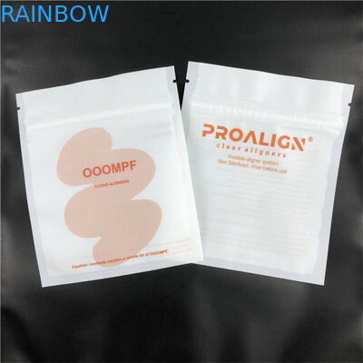 이 얼라이너를 위해 패키징하는 평평한 맞춘 인쇄된 플라스틱 파우치