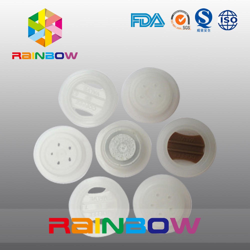 1회분의 커피 봉지 패킹을 위한 기체 제거 벨브를 포장하는 주문을 받아서 만들어진 플라스틱 주머니