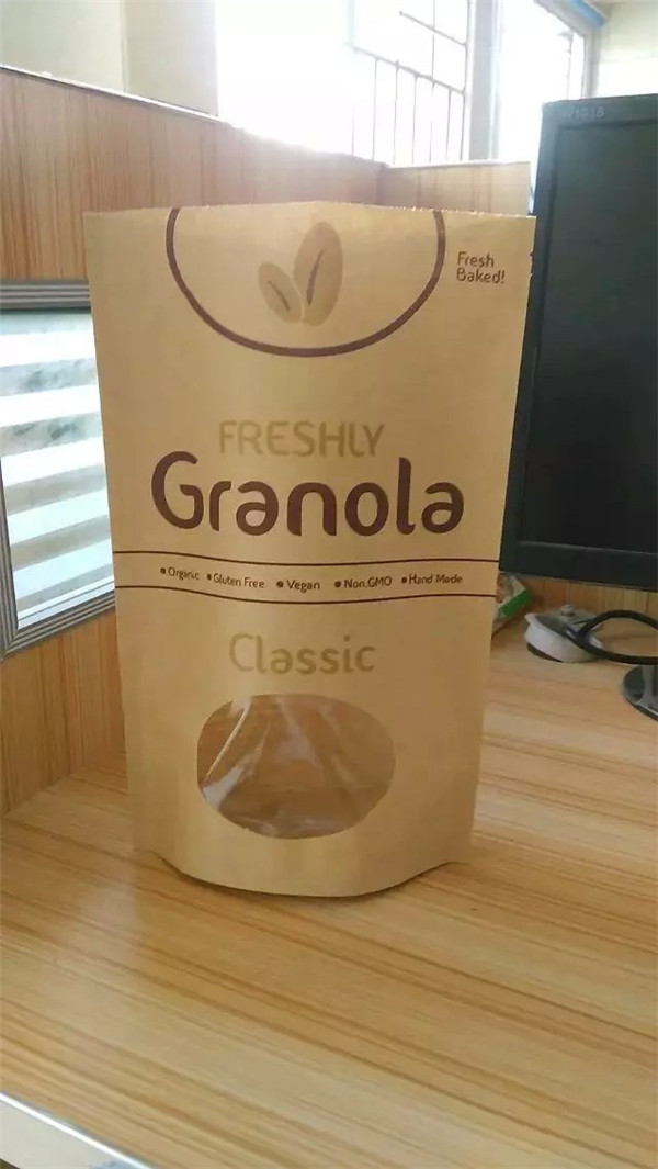 인쇄된 관례는 Kraft 종이 봉지, 창으로 포장하는 식사 부대를 위로 서 있습니다