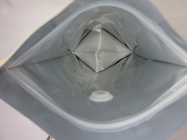 커피 차는 Kraft 지플락 부대 250g 500g를 포장하는 알루미늄 호일 주머니를 위로 서 있습니다