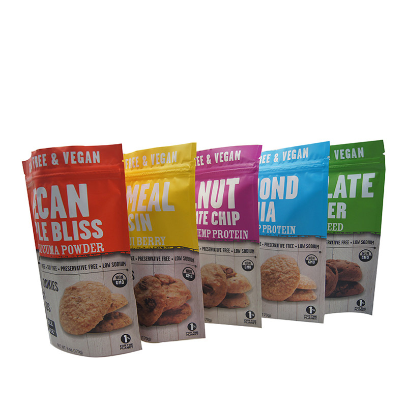 초콜릿 칩 쿠키 건빵을 위해 포장하는 지퍼 부대 플라스틱 주머니를 위로 서 있으십시오