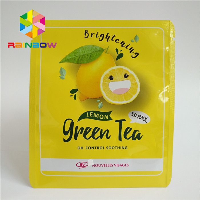 밀봉된 측이 지플락 부대를 인쇄한 3개는 알루미늄 호일 얼굴 눈 가면을 박판으로 만들었습니다