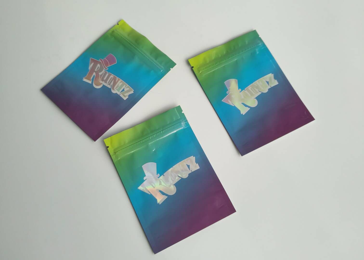 Cindy Runtz 지퍼 부대 완성되는 포일을 포장하는 아이 저항하는 플라스틱 주머니