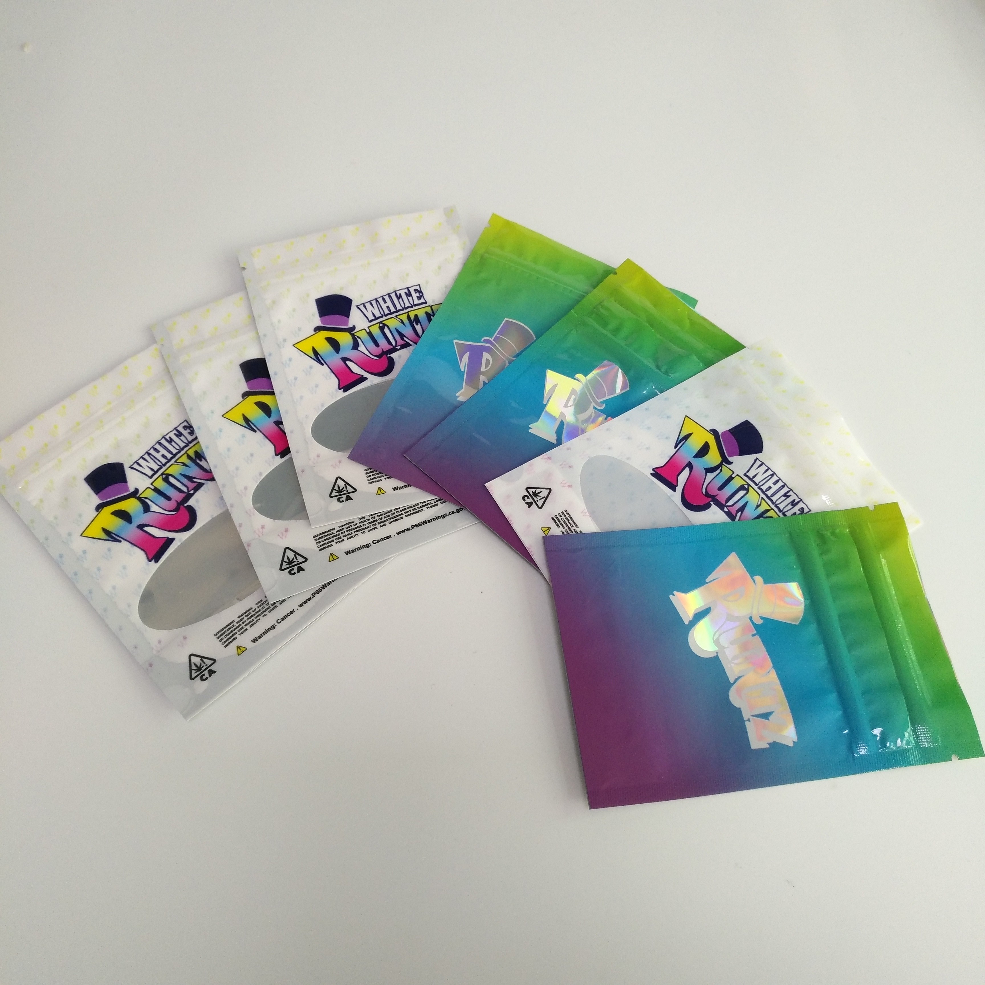 Mylar Runtz는 마리화나 대마 포장을 위해 인쇄된 비닐 봉투 관례를 밀봉했습니다