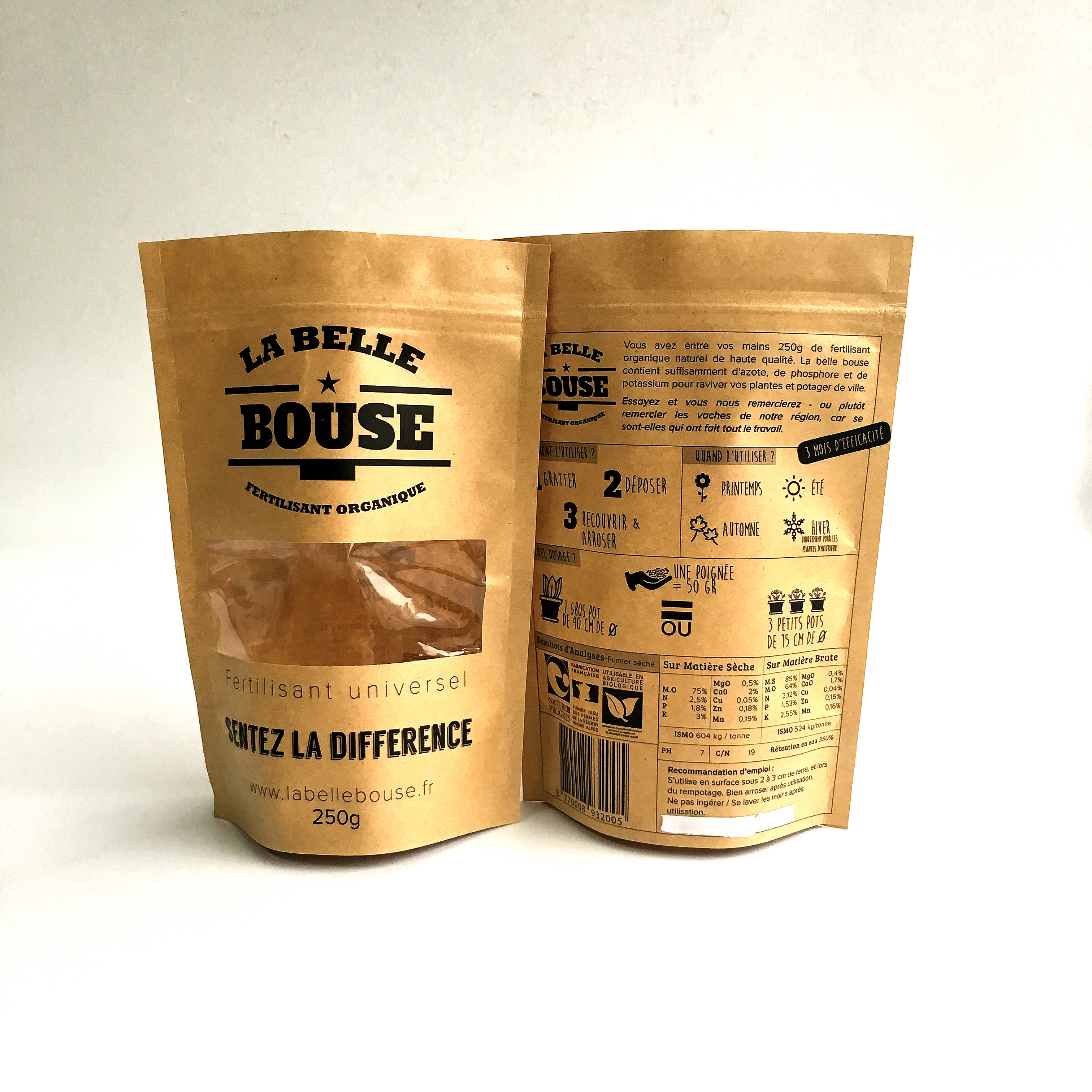 재상할 수 있는 주문을 받아서 만들어진 종이 봉지 자연적인 Zip 자물쇠는 창을 가진 주머니를 위로 서 있습니다