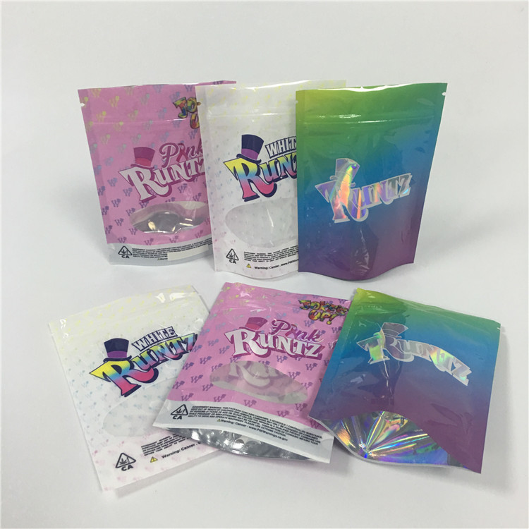 튼튼한 초본 향 정글은 소년 Runtz를 포장하는 과자 냄새 증거를 자루에 넣습니다