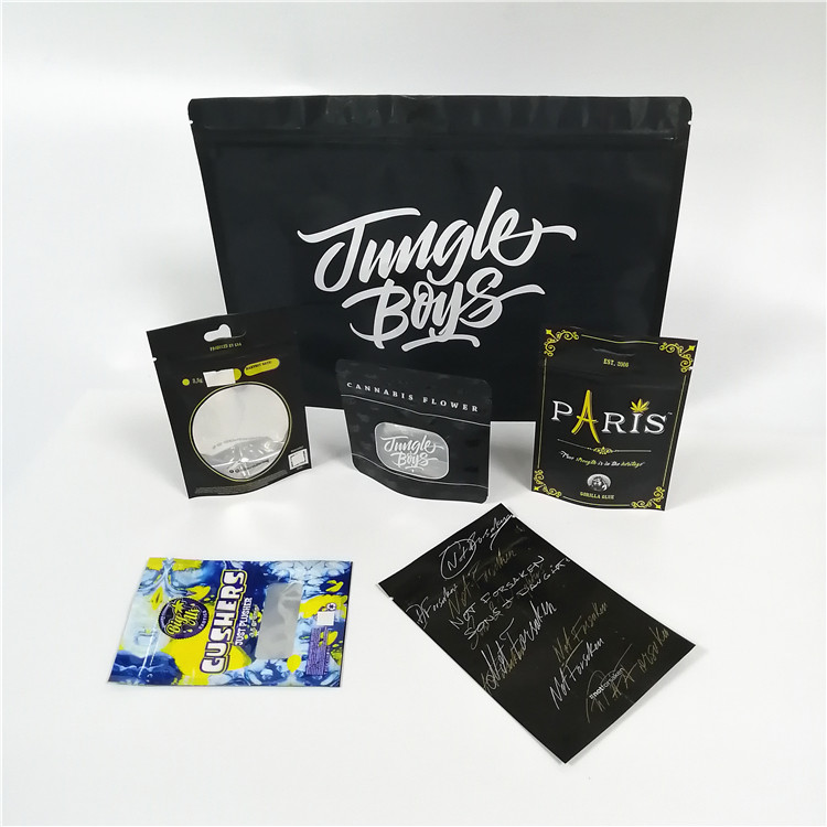 지퍼를 가진 Cbd 잡초 Mylar 플라스틱 Doypack 팩을 포장하는 명확한 창 알루미늄 호일 주머니