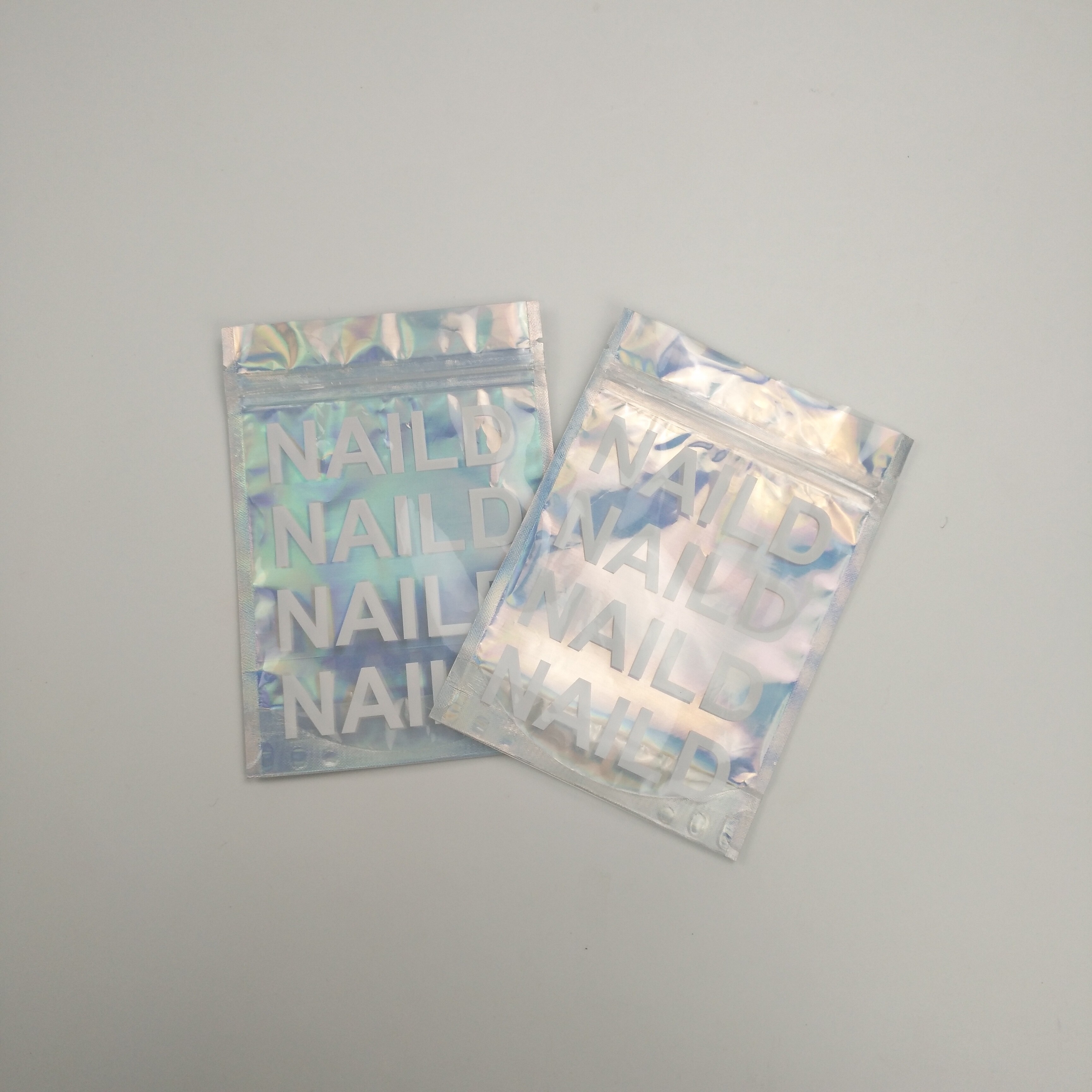 지플락 음식 급료는 Nuts 사탕을 위한 주머니 알루미늄 호일 향낭 매트를 위로 서 있습니다