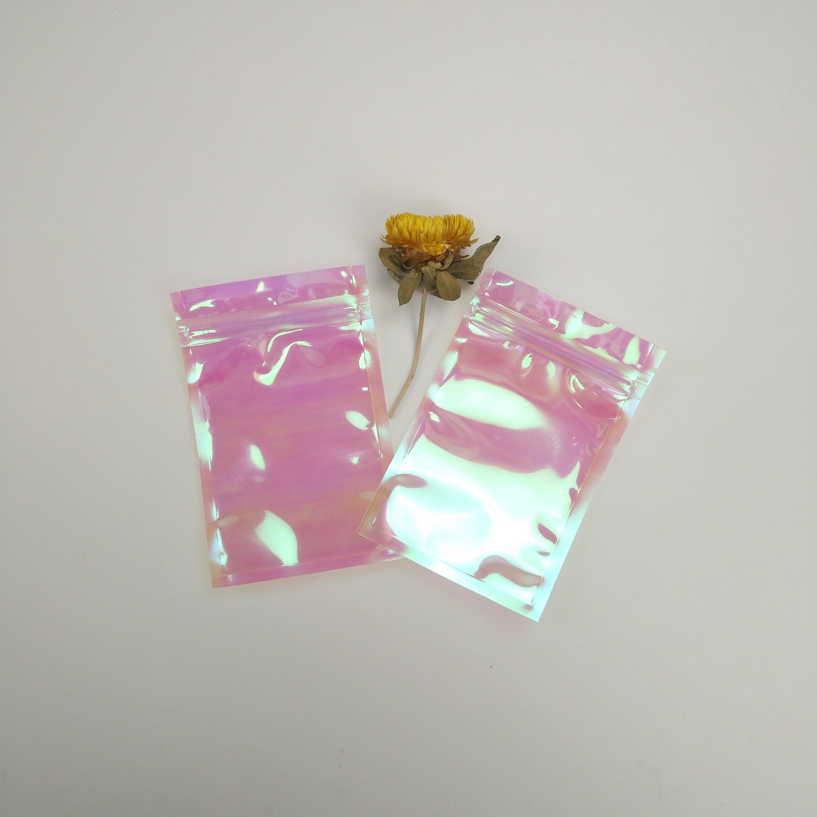 알루미늄 호일은 주머니 포장 광택이 없는 끝 플라스틱 화장용 얼굴 가면 부대를 위로 서 있습니다