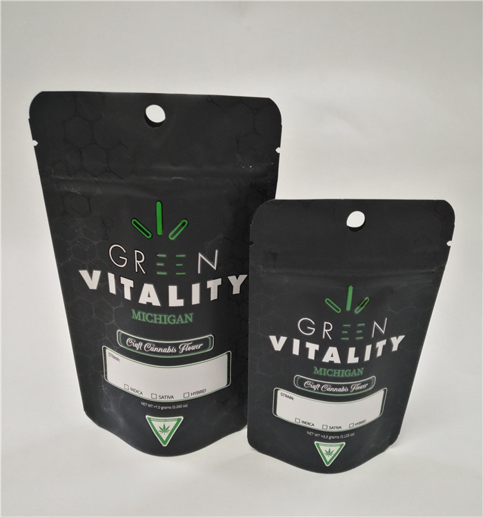 식품 등급은 라미네이트된 재밀봉할 수 있는 마일라 지플록식 도이팩 CBD 사탕이 가방 위로 세운 인쇄된 포일을 특화했습니다