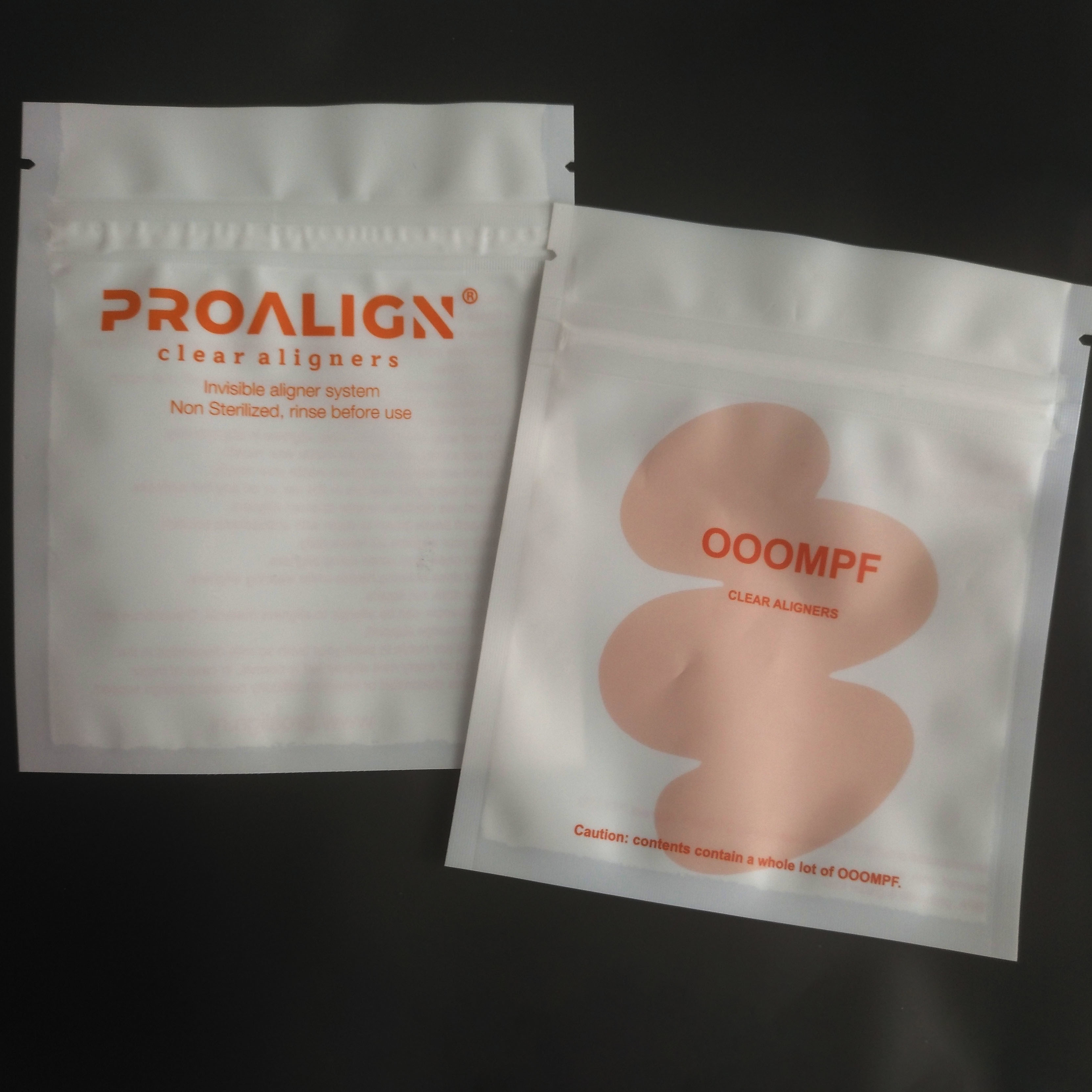 MOPP Vmpet 플라스틱 Zip 자물쇠 포장 광택이 없는 치아 공간 정렬기 ISO