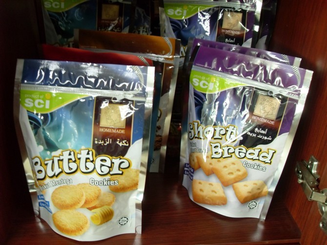 130mic 애완 동물/알루미늄/NY/PE는 밑바닥 삼각천 부대를 위로 서 있습니다